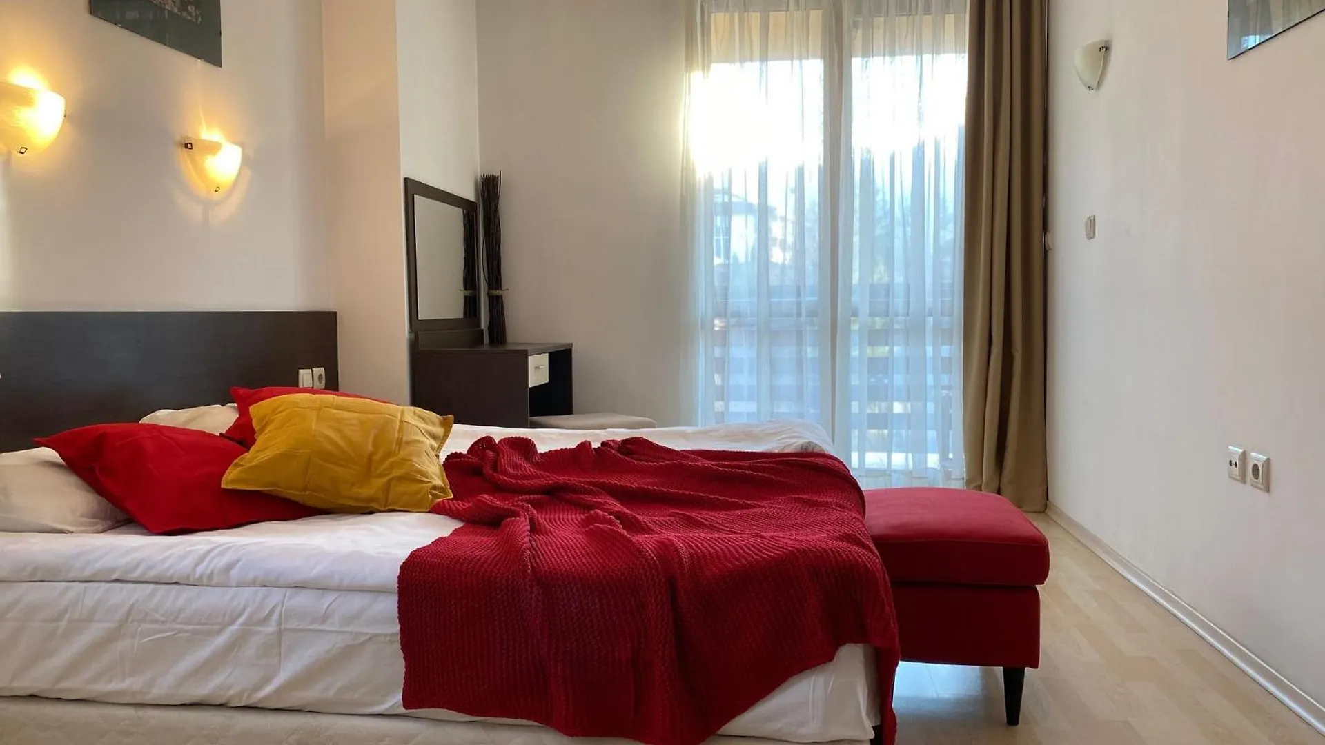 Banderitsa Apartment In Bansko With Queen Size Bed And Kitchen N5182